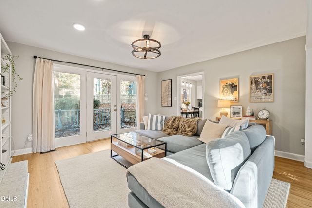 5212 Oakbrook Drive, Durham, NC 27713