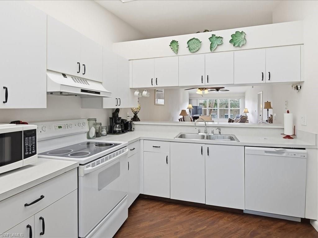 4200 Looking Glass LN 4204, NAPLES, FL 34112 — photo 4