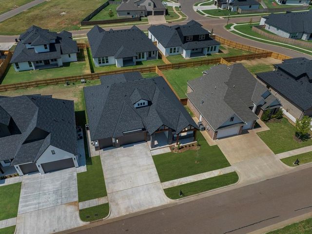 6409 NW 153rd Street, Edmond, OK 73013