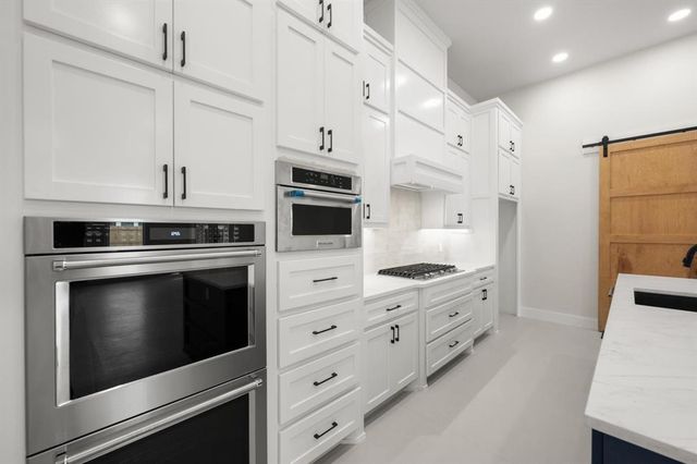 6409 NW 153rd Street, Edmond, OK 73013