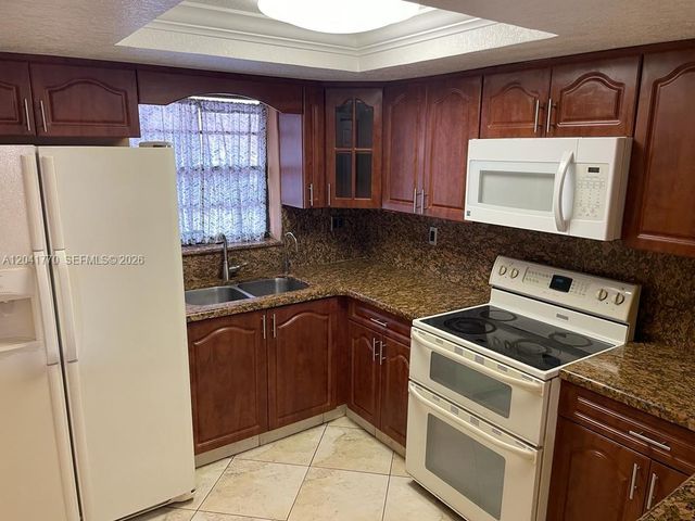 10851 SW 6th Street 5, Sweetwater, FL 33174