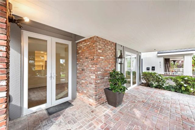 411 Goldenrod A, Corona Del Mar, CA 92625