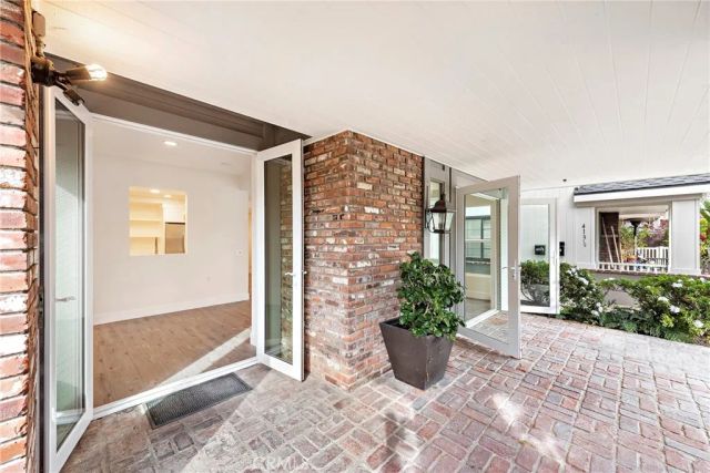 411 Goldenrod A, Corona Del Mar, CA 92625