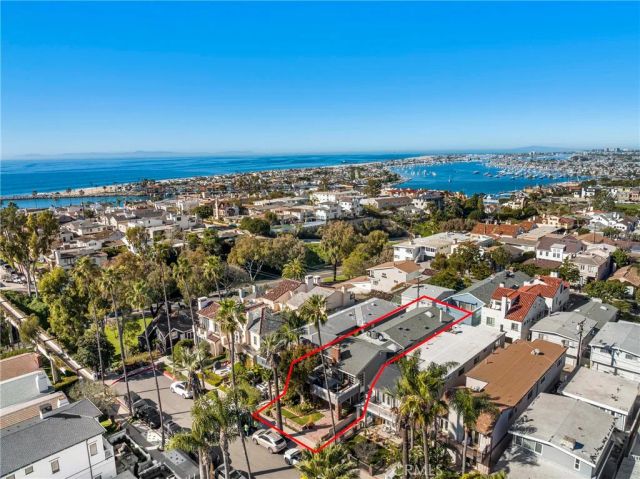 411 Goldenrod A, Corona Del Mar, CA 92625
