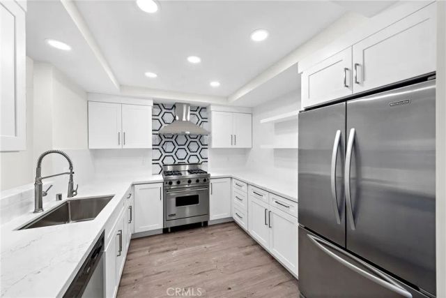 411 Goldenrod A, Corona Del Mar, CA 92625