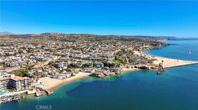 411 Goldenrod A, Corona Del Mar, CA 92625