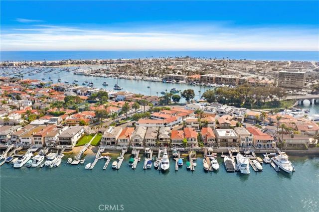 411 Goldenrod A, Corona Del Mar, CA 92625