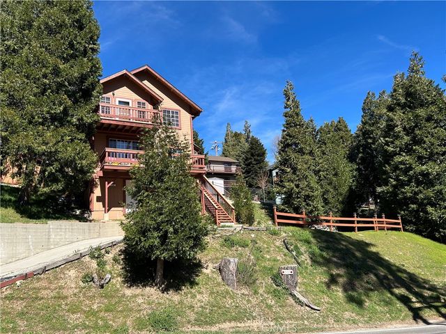 508 Dart Canyon, Crestline, CA 92325