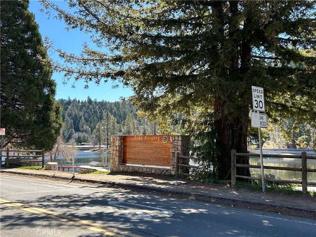 508 Dart Canyon, Crestline, CA 92325