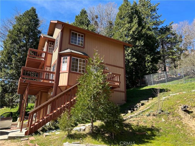 508 Dart Canyon, Crestline, CA 92325