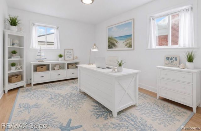 24050 Lakewood Street, Saint Clair Shores, MI 48082