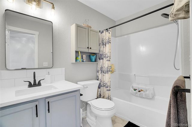10521 Taylor Avenue, Firestone, CO 80504