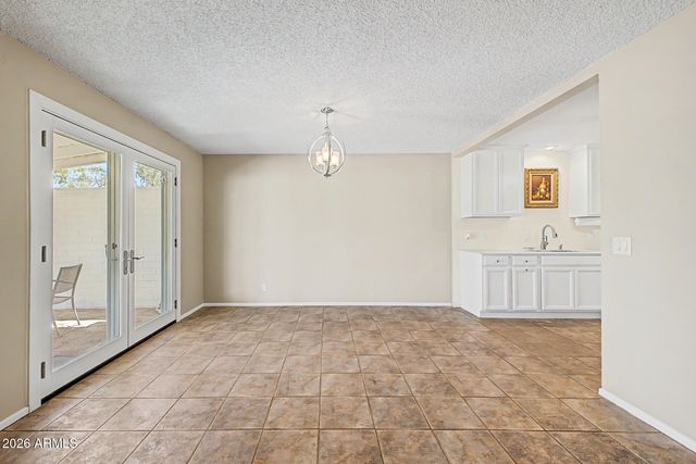 2073 E CAIRO Drive, Tempe, AZ 85282
