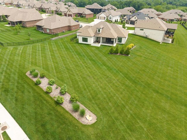 1109 CAYMUS CT, Columbia, MO 65201