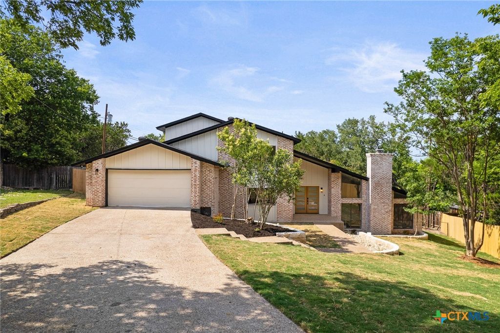 910 Cliffside Drive, Harker Heights, TX 76548