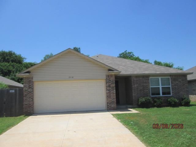 208 Tuscany Circle, Noble, OK 73068