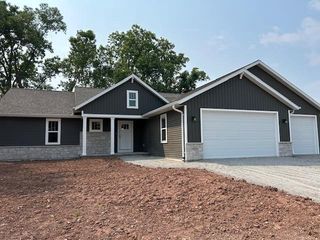 1650 FOUNDERS STREET, Neenah, WI 54956