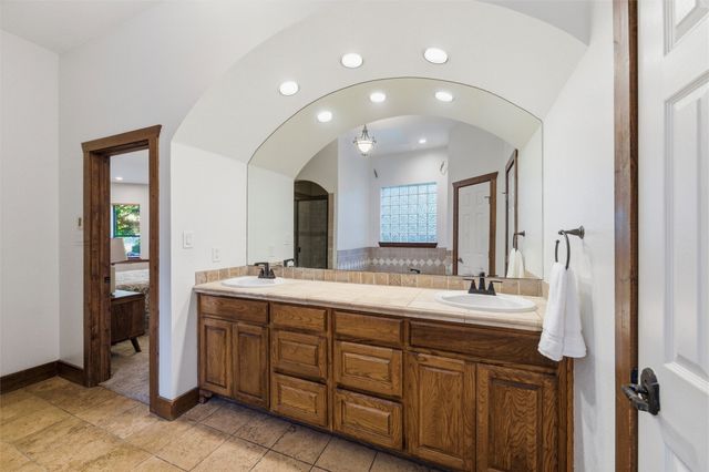 5079 April Lane, Waxahachie, TX 75165