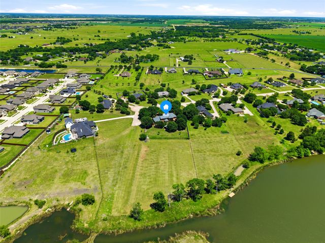 5079 April Lane, Waxahachie, TX 75165