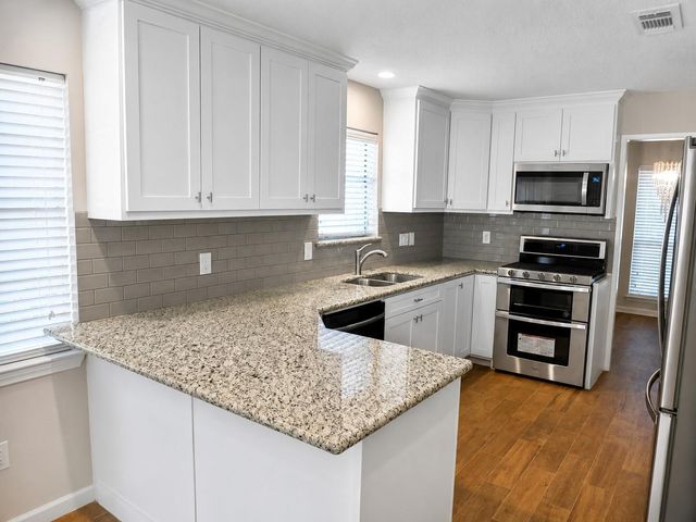 15322 Wandering Trail, Friendswood, TX 77546