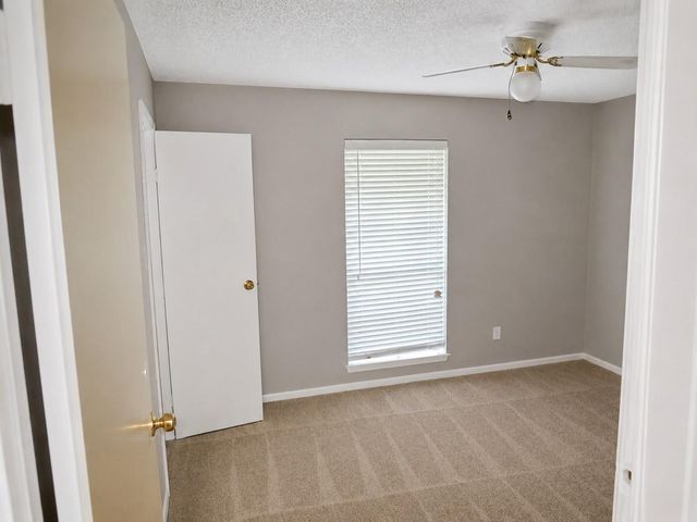 15322 Wandering Trail, Friendswood, TX 77546