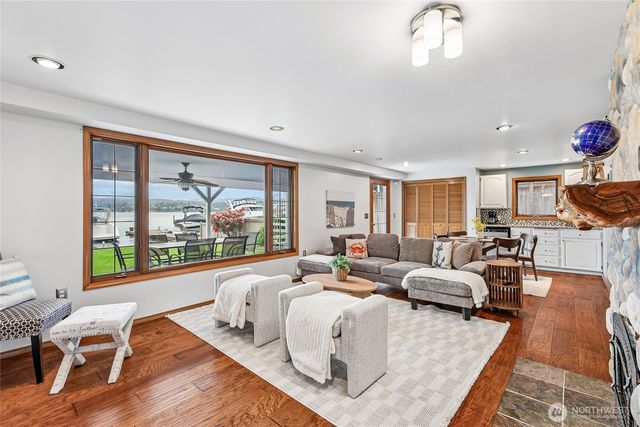 10620 Rainier Ave S, Seattle, WA 98178