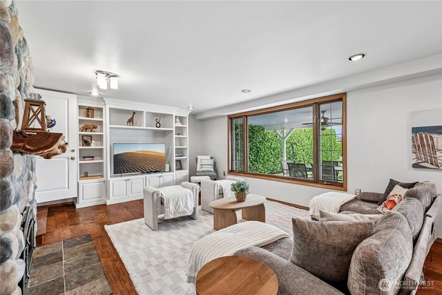 10620 Rainier Ave S, Seattle, WA 98178