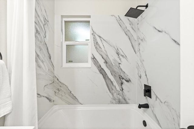 5610 Millburn St, Carmichael, CA 95608