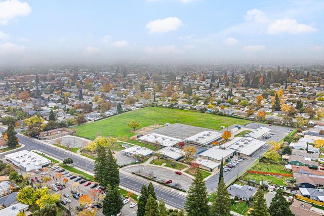 5610 Millburn St, Carmichael, CA 95608