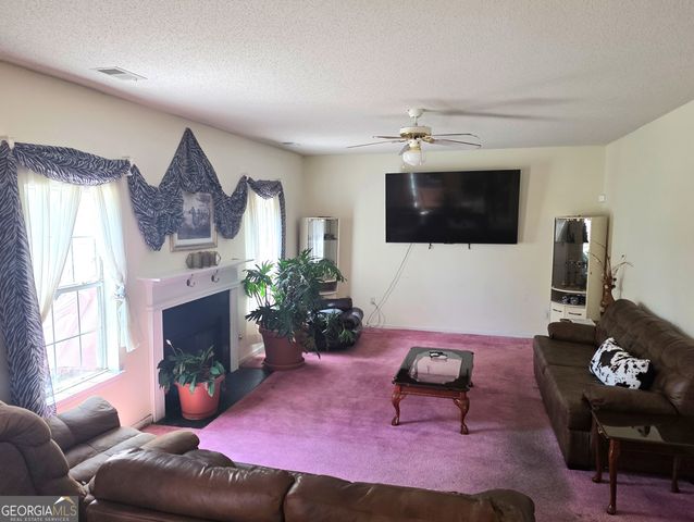 3005 Peach Blossom Trace SE, Conyers, GA 30013