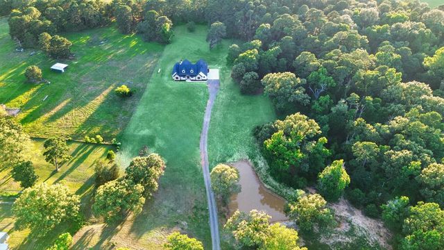 2388 Lansing Switch Rd., Longview, TX 75602