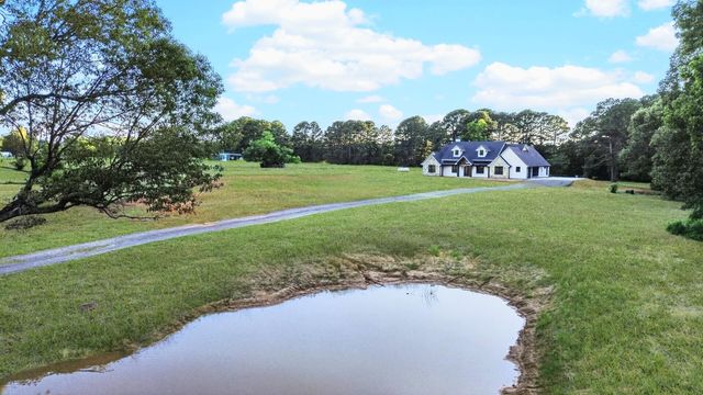 2388 Lansing Switch Rd., Longview, TX 75602