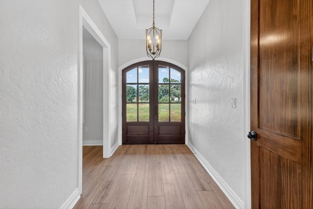 2388 Lansing Switch Rd., Longview, TX 75602