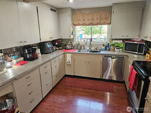 283 Middle Ford Road, Chehalis, WA 98532