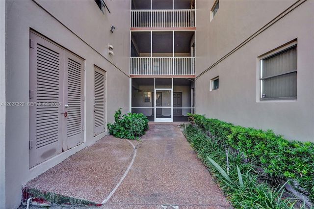 2481 SW 82nd Avenue 205, Davie, FL 33324