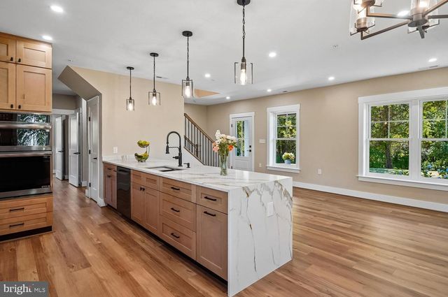 17304 QUEEN ANNE BRIDGE RD, Bowie, MD 20716