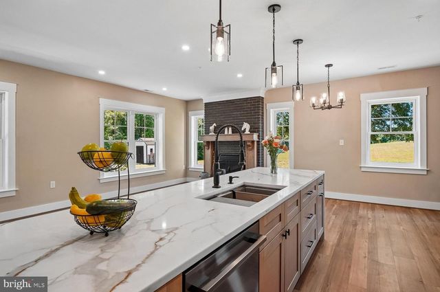 17304 QUEEN ANNE BRIDGE RD, Bowie, MD 20716
