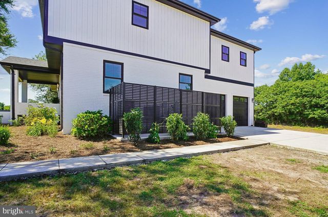 17304 QUEEN ANNE BRIDGE RD, Bowie, MD 20716
