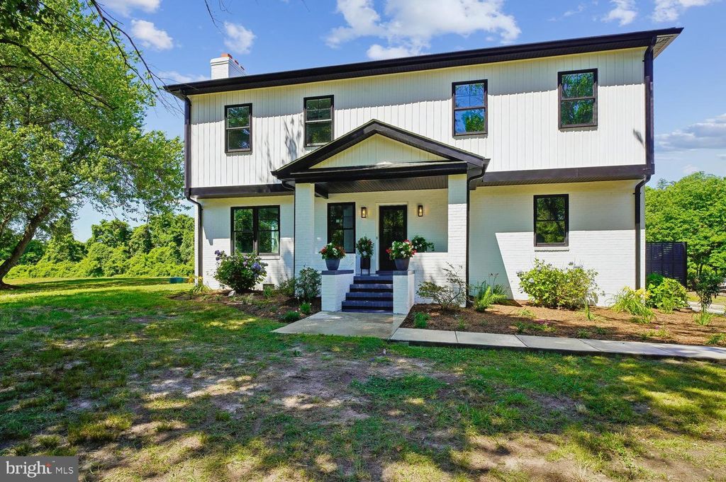 17304 QUEEN ANNE BRIDGE RD, Bowie, MD 20716
