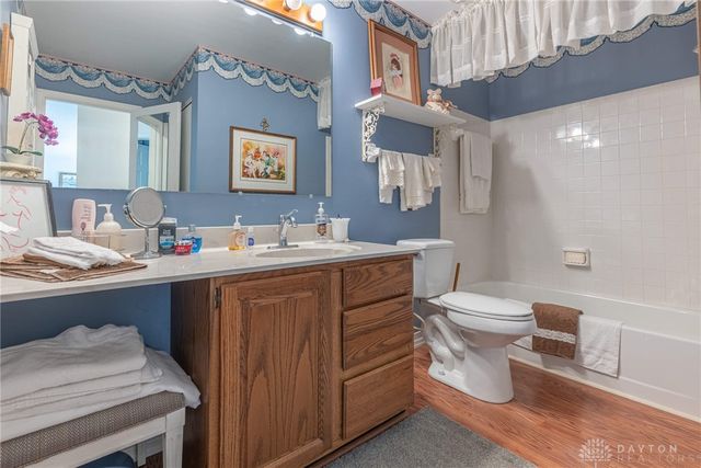 28 Tamarack Trail, Springboro, OH 45066