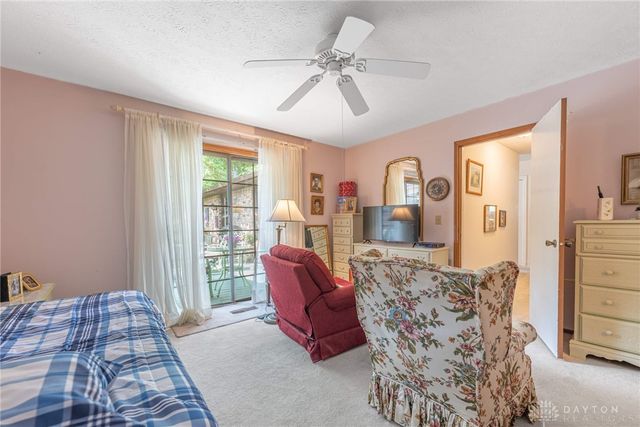 28 Tamarack Trail, Springboro, OH 45066