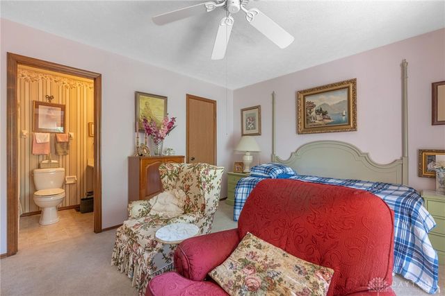28 Tamarack Trail, Springboro, OH 45066