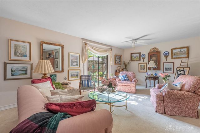 28 Tamarack Trail, Springboro, OH 45066