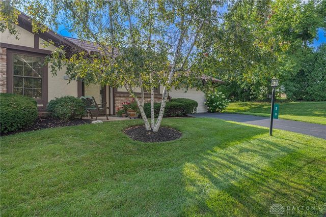 28 Tamarack Trail, Springboro, OH 45066