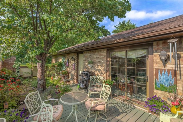 28 Tamarack Trail, Springboro, OH 45066