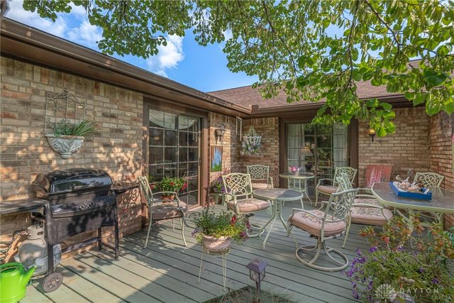 28 Tamarack Trail, Springboro, OH 45066