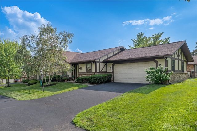 28 Tamarack Trail, Springboro, OH 45066