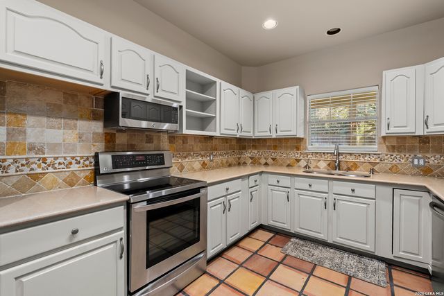 624 HIGH COUNTRY RDG, San Antonio, TX 78260