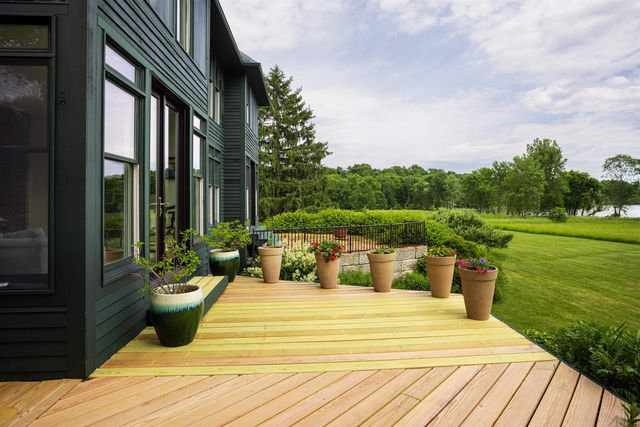 1163 Thompsons Point Road, Charlotte, VT 05445