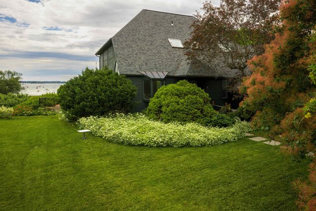 1163 Thompsons Point Road, Charlotte, VT 05445